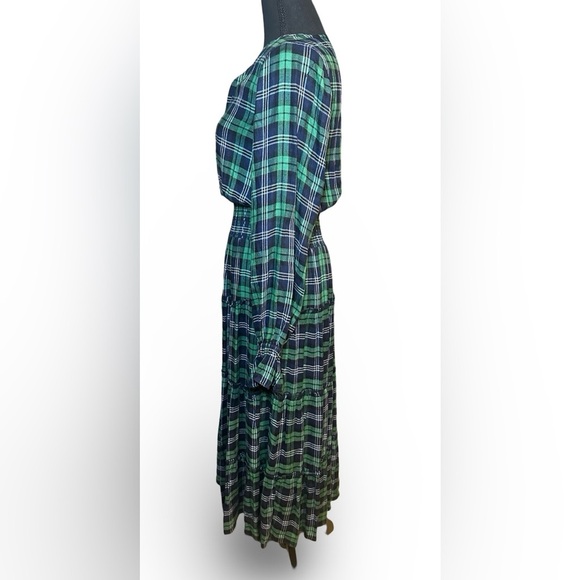 Sail to Sable smocked waist plaid dress size S - Picture 4 of 7